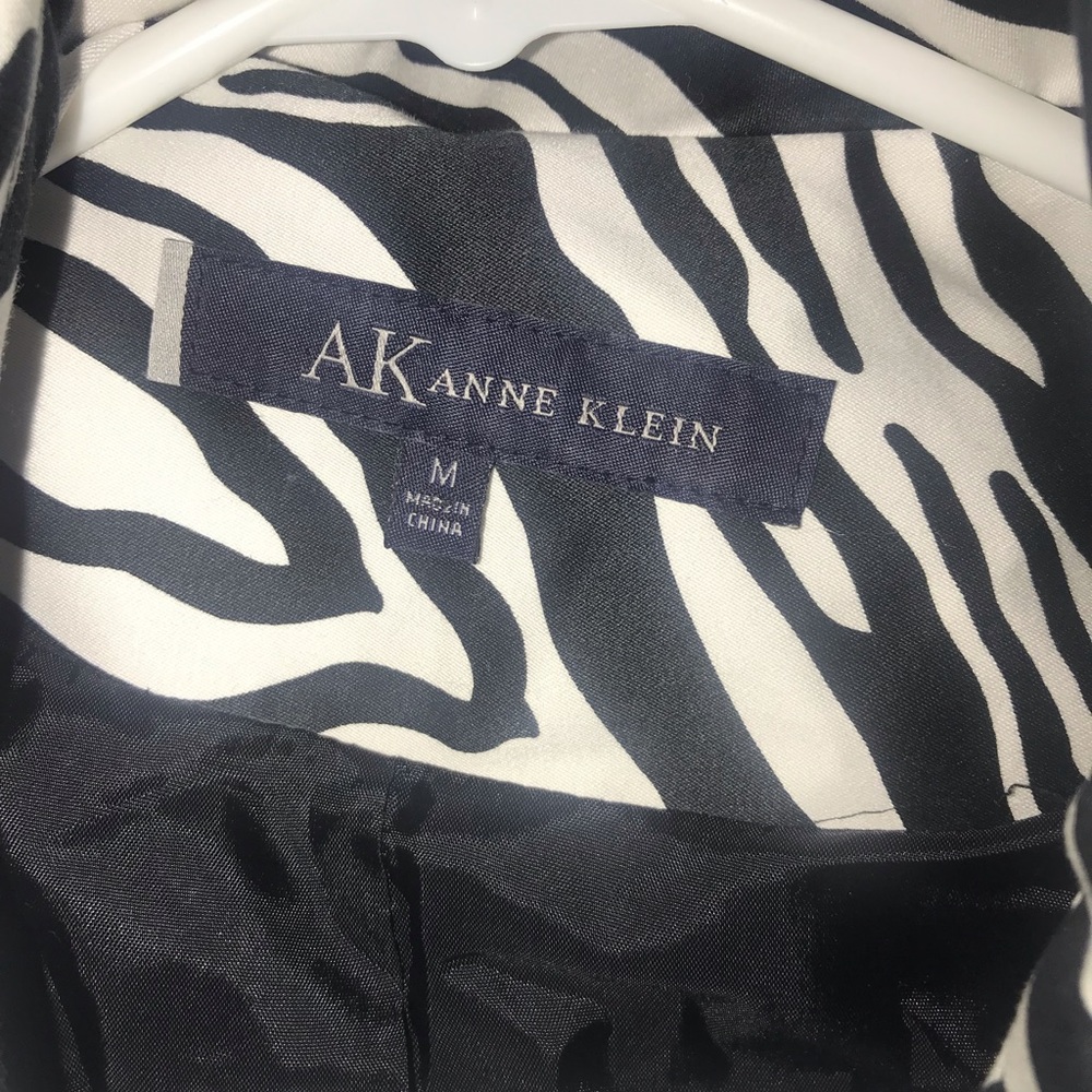 Anne Klein Women’s NWT Women’s Printed Jacket - Picture 5 of 6